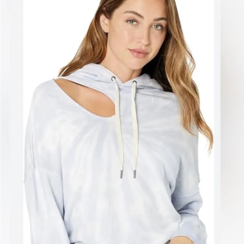 n: philanthropy distressed tie-dye cut out hoodie. Sz M